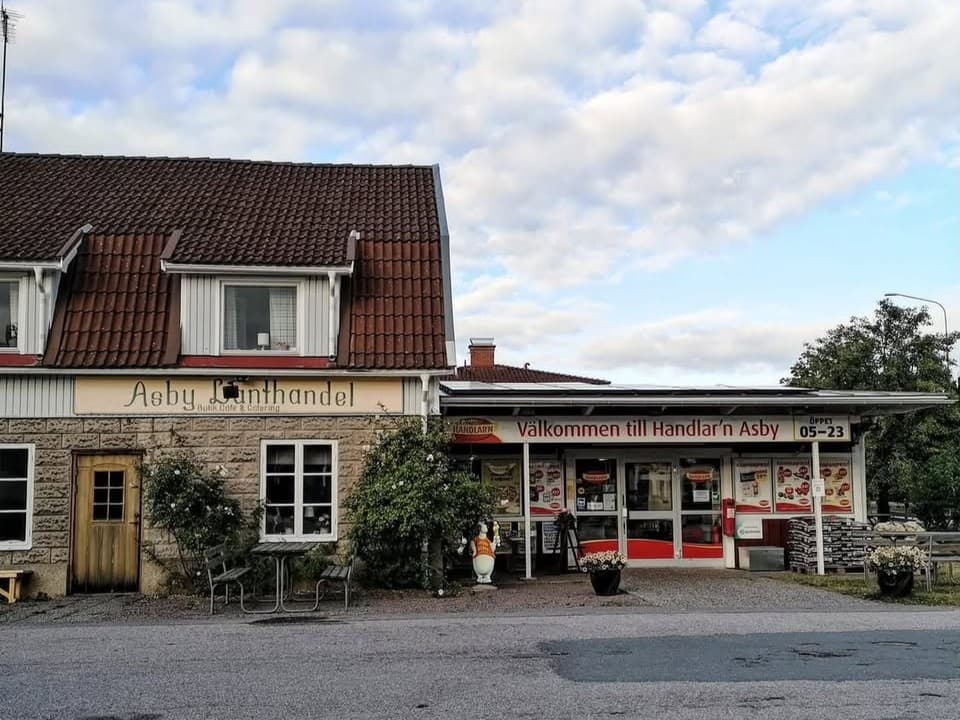 Asby Lanthandel