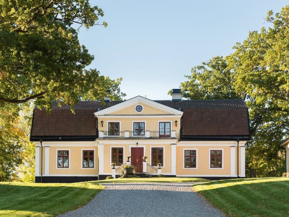 Långbro Gård