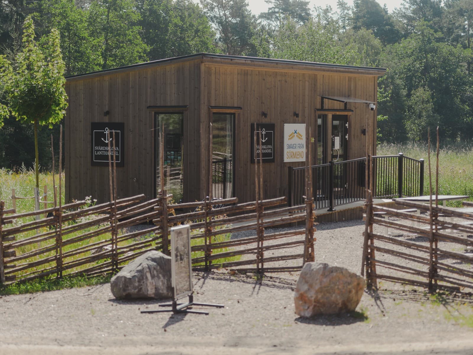 Svärdsklova Lanthandel