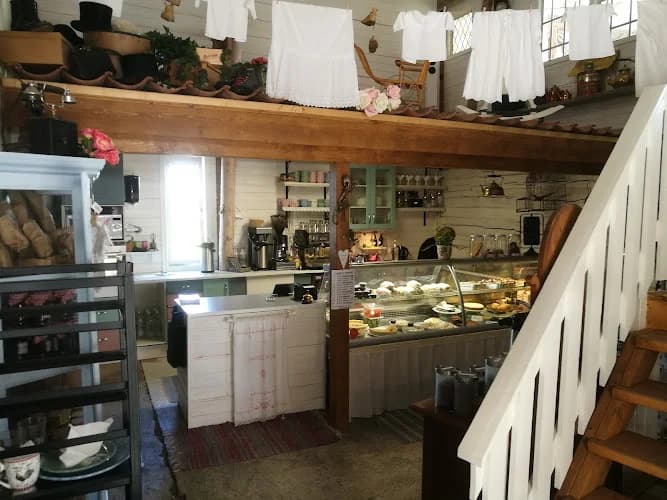 Nedergården Gammalt & Nytt