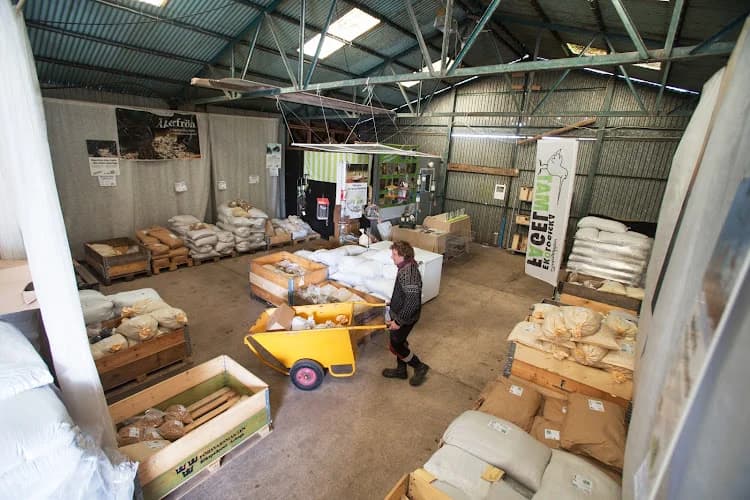 Slåttergubbens Ekologiska Fågelmat AB