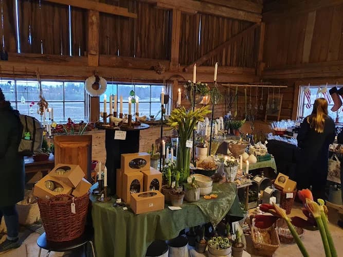 Torsjö Loge - Blommor, Trädgård & Design