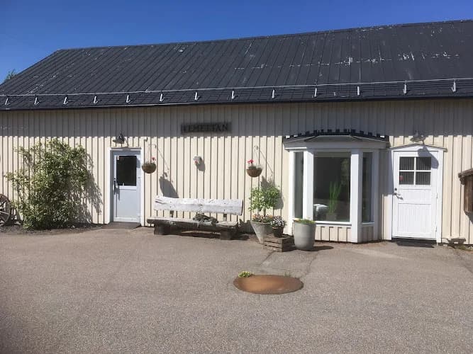 Femettan - Bädd & frukost i Bjuråker