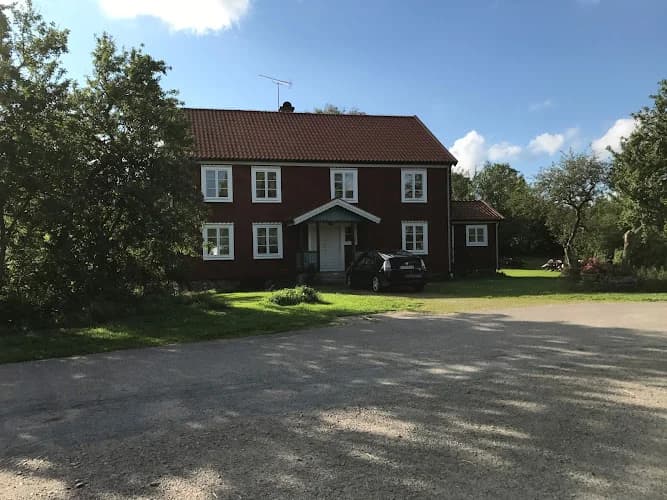 Spjutsbygds Gård Bed & Breakfast o Gårdsbutik