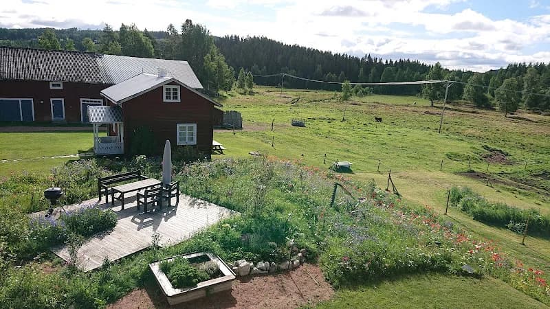 Strömgarden 1884 - lantliv Kaffestuga, Stuga und Stellplatz